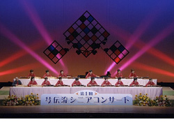 第1回(シニア愛好者に憧れの舞台誕生)