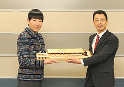 「あの鐘を鳴らすのはあなた」の和田アキ子さん 「あの鐘を鳴らすのはあなた」の和田アキ子さん