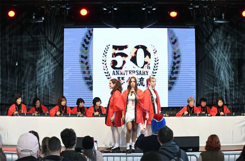 「甘い月（AMAITSUKI）」とのコラボ